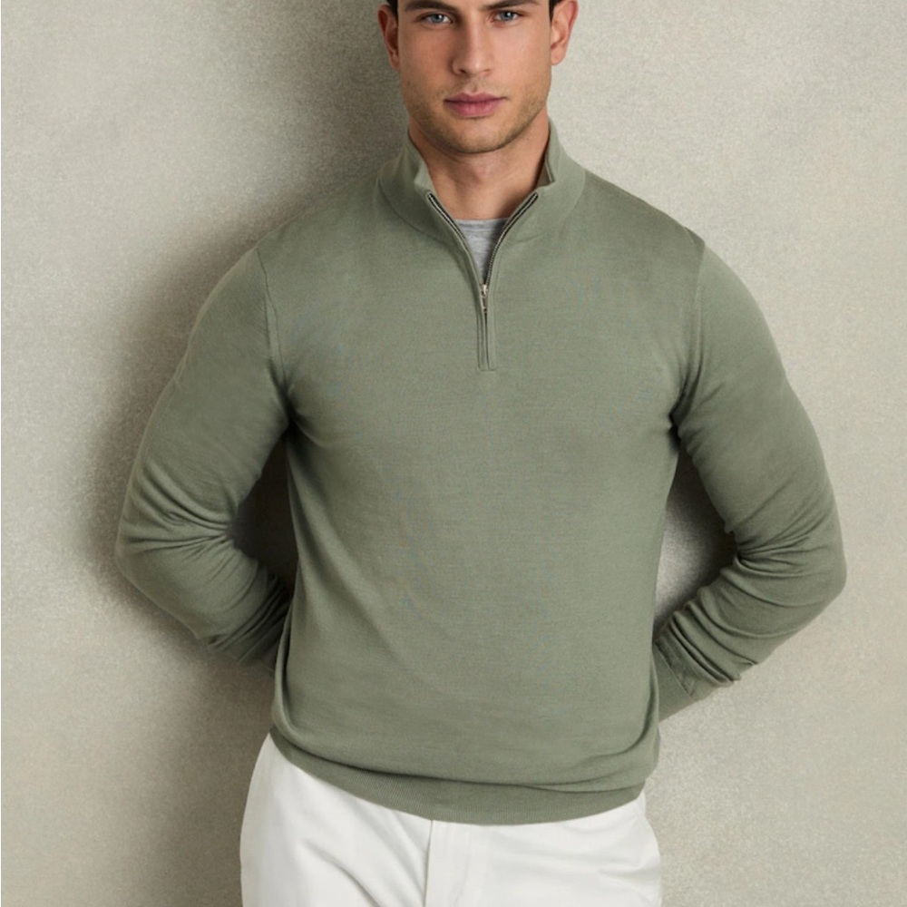 BLACKHALL
MERINO WOOL HALF-ZIP JUMPER IN HERB GREEN